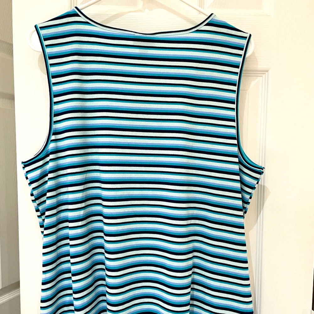 ๐ A.N.A. TIE-FRONT BLOUSE ๐ - Picture 7 of 9